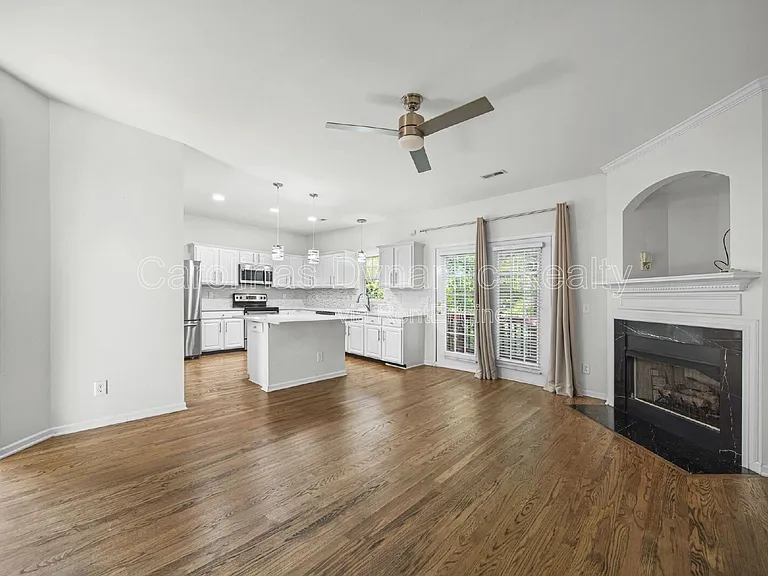 17059 Commons Creek Dr — Photo 11