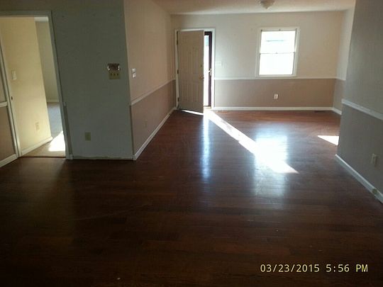 2nd image of 342 Oak Knoll Dr
