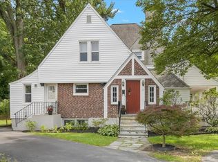 15 Smith Ave, White Plains, NY 10605