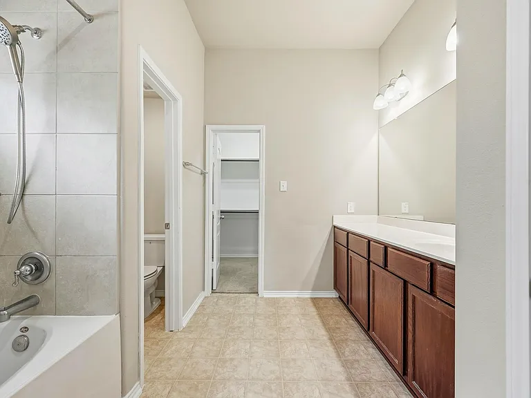 7126 Whitlow Wonder Ln — Photo 23