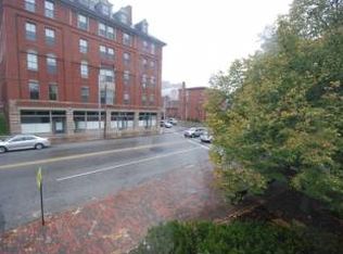 3 Deering St APT 1, Portland, ME 04101