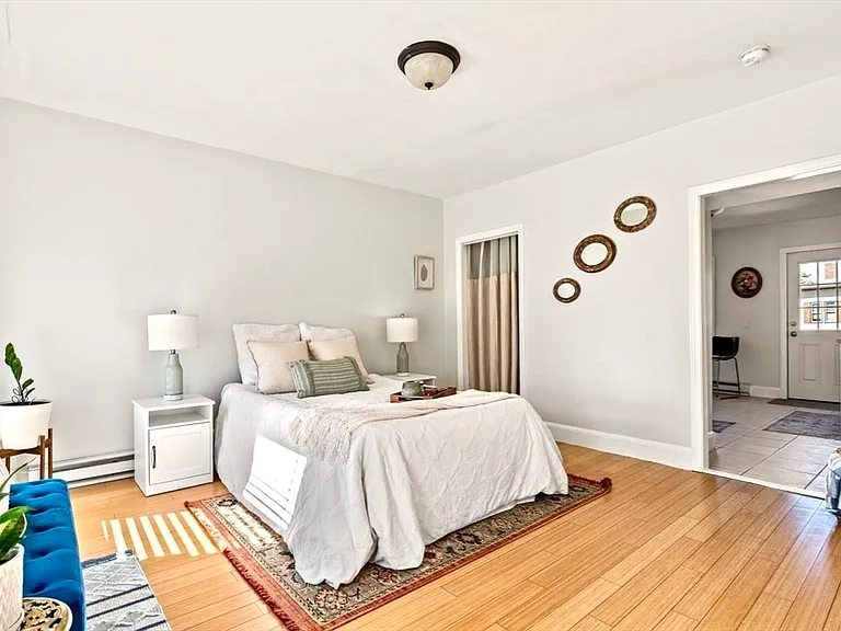 377 Dorchester St #3 — Photo 2
