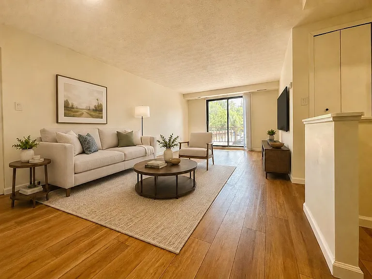 Walnut Grove — Photo 11