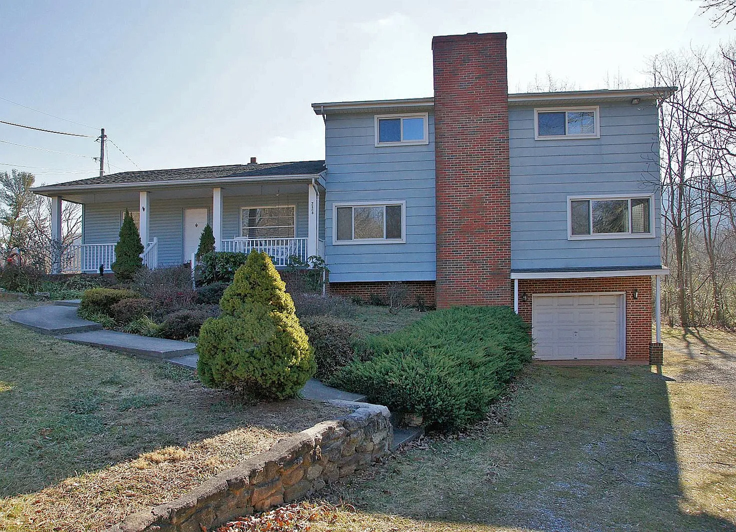 7168 Pine Needle Dr photo 1