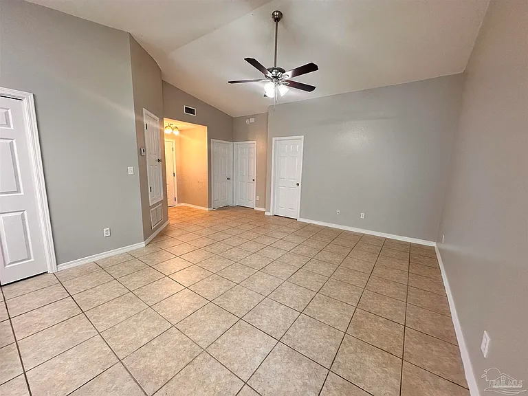 4110 Spinnaker Pl — Photo 2