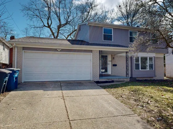 2208 Yorktown Dr, Ann Arbor, MI 48105