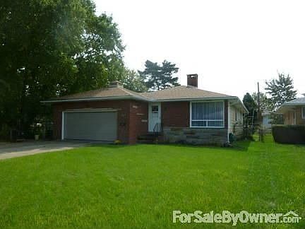Front of house
						:
						Last house on quiet cul-de-sac