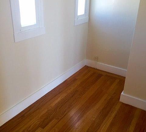 3rd image of 629 33rd Ave APT 5