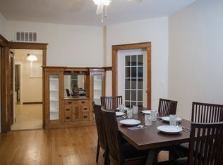 3745 N Clark St APT 2, Chicago, IL 60613