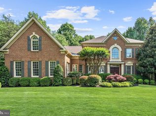 10309 Forest Maple Rd, Vienna, VA 22182