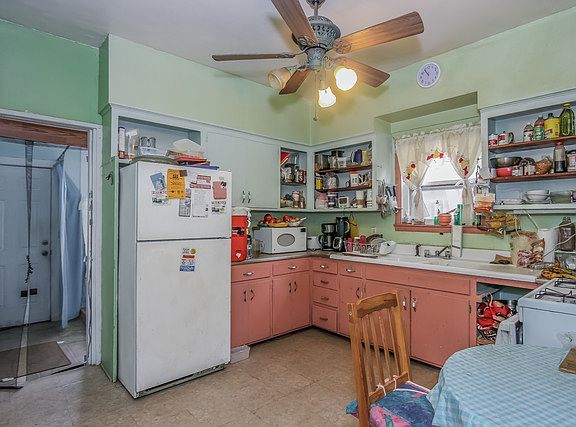 5th image of 4558 N Drake Ave