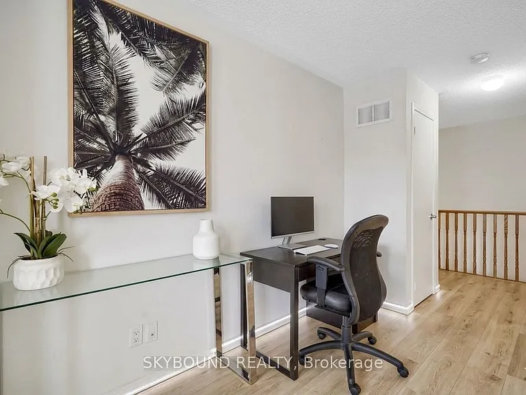 35 Sunrise Dr — Photo 8