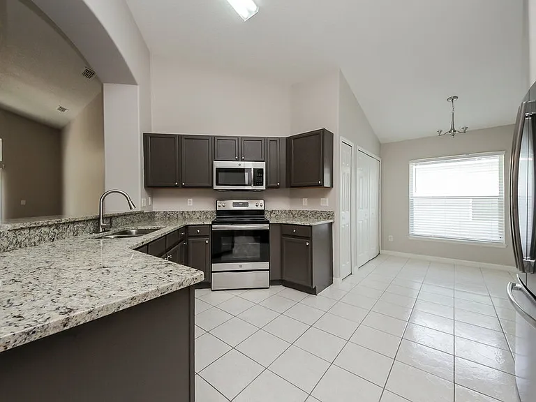 4017 Coralbrooke Grv — Photo 5