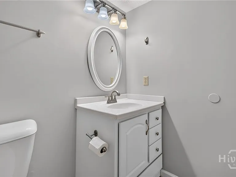 459 Mall Blvd #23 — Photo 35