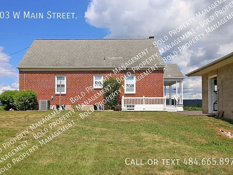 303 W Main St — Photo 5