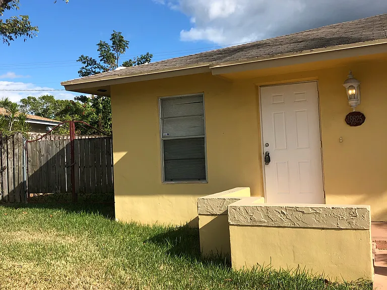18625 SW 100th Ave #18625 — Photo 6