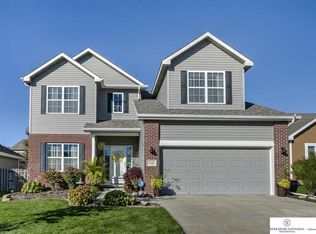 5528 N 150th St, Omaha, NE 68116