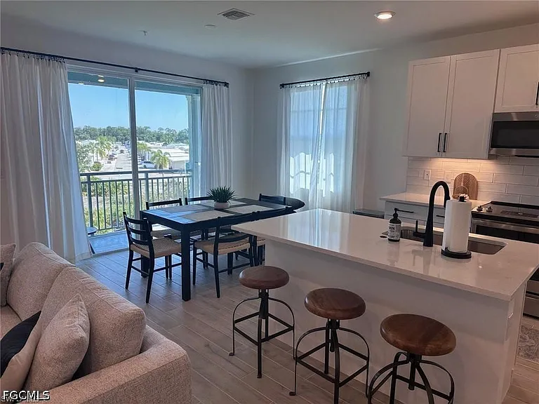 26430 Coco Cay Cir #203 — Photo 6