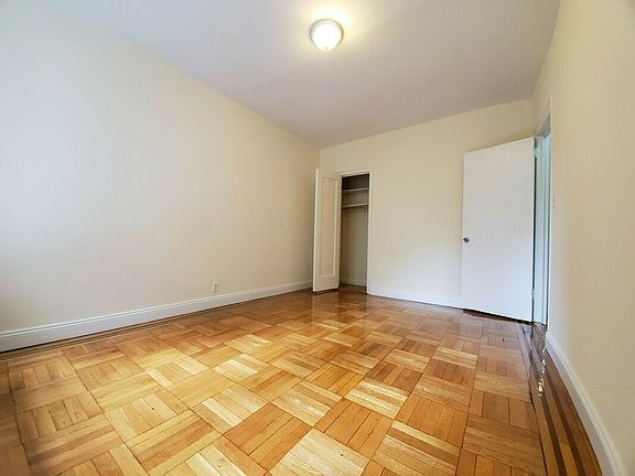 4th image of 520 W 218th St APT 4A