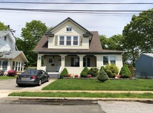 75 Elliott Pl, Freeport, NY 11520