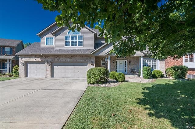 1st image of 10 Timber Bluff Ct