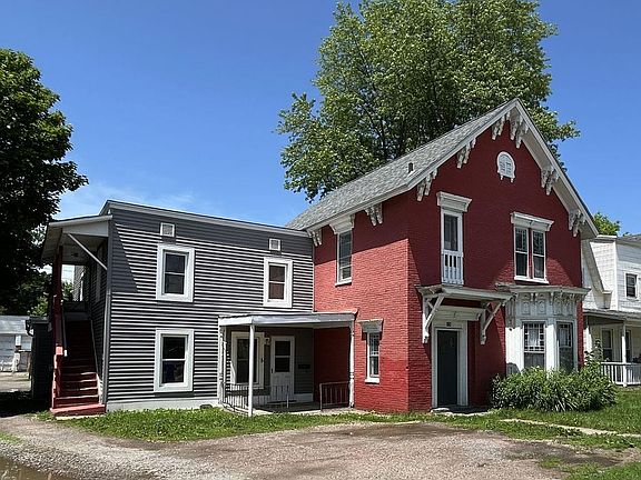 2nd image of 154 Main Street