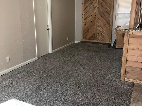 3rd image of 2719 Cary Dr