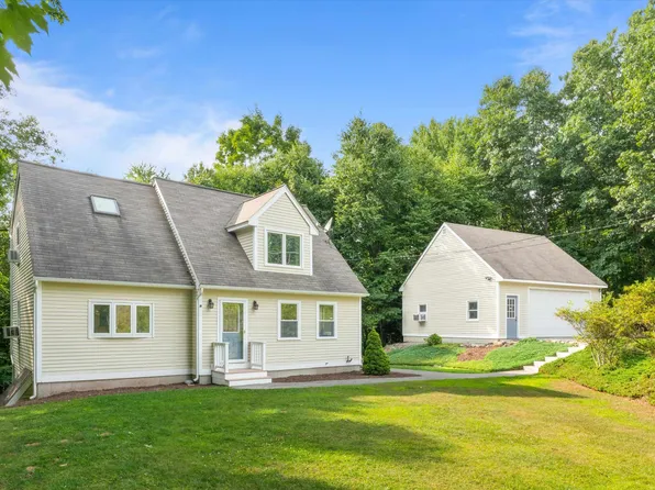 111 Gorham Pond Road, Goffstown, NH 03045