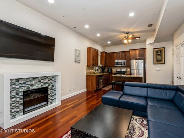 3440 N Narragansett Ave Unit 1