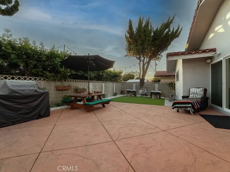 1530 Marine Ave — Photo 32