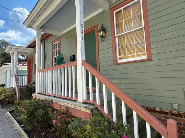 547 E Macon St, Savannah, GA 31401