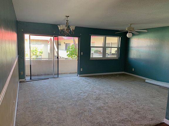 3rd image of 2901 N Halifax Ave #252