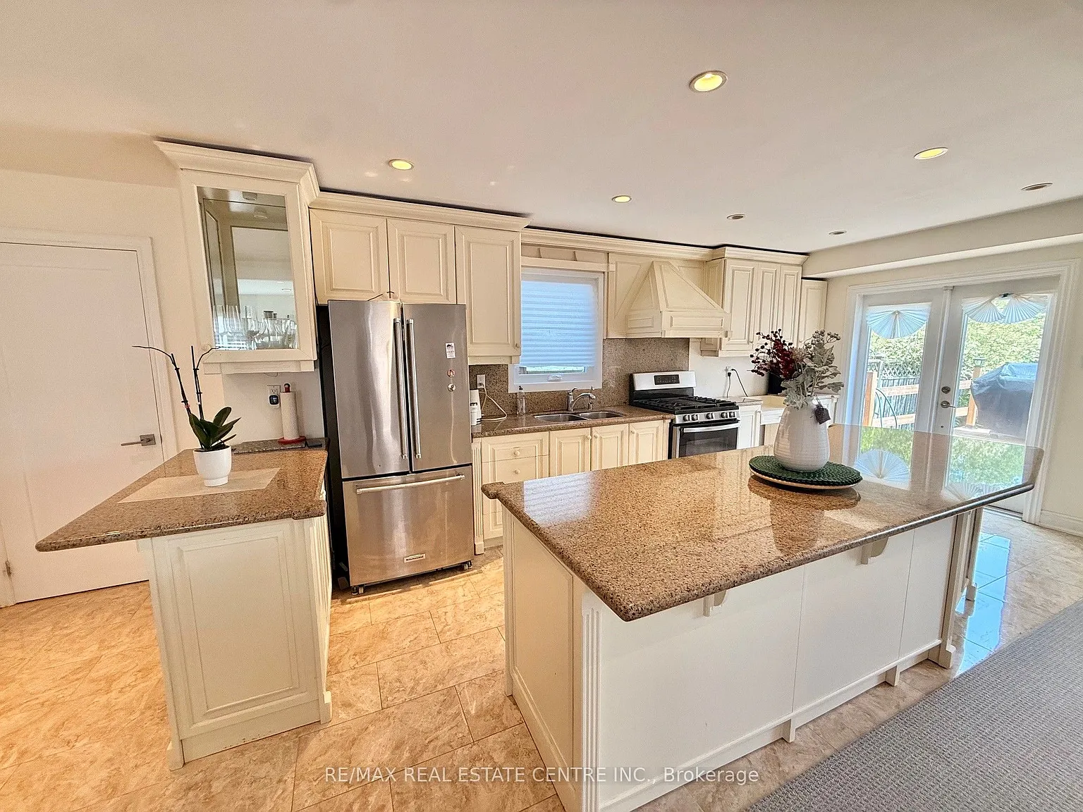 4 bed, $4,700 — Photo 3