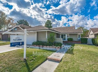 26161 Via Raza, Santa Clarita, CA 91355