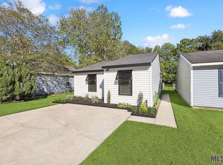 30452 Fairway View Dr, Denham Springs, LA 70726