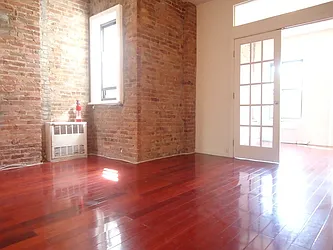 Rented by Urban Ambiance