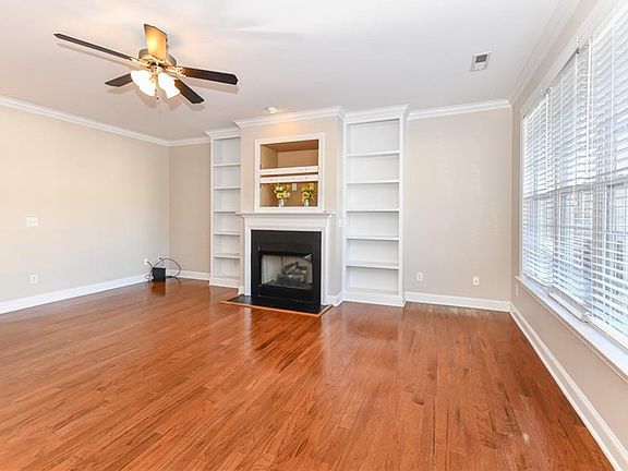 4th image of 10 Viburnum Ln