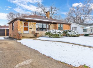 55 S Mary St, Coal City, IL 60416