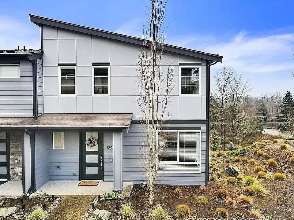 1325 Seattle Hill Rd #D4