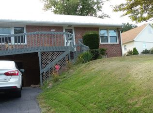 1439 Briertown Rd, East Earl, PA 17519