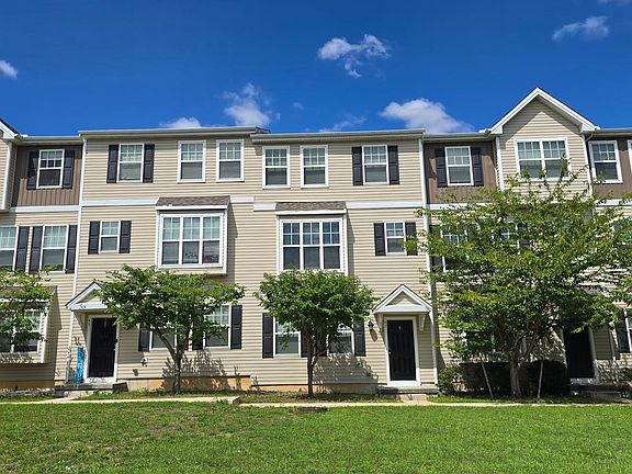 2nd image of 47 Tyndall Trl
