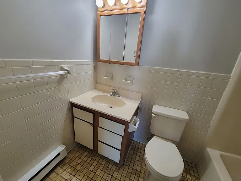 Country Gardens Apartments — Photo 23