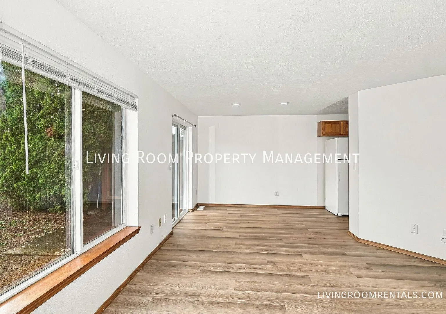 Tucked-Away NE Portland Gem with a Fireplace, Primary Suite & Space to Spare — Photo 4