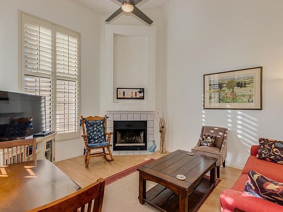 4th image of 1718 S Longmore St #46