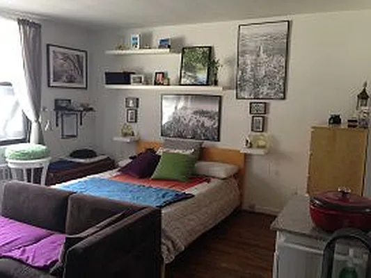 Rented by Eric Goodman Realty Corp | media 18