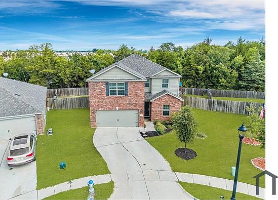 4th image of 3117 Cody Ct