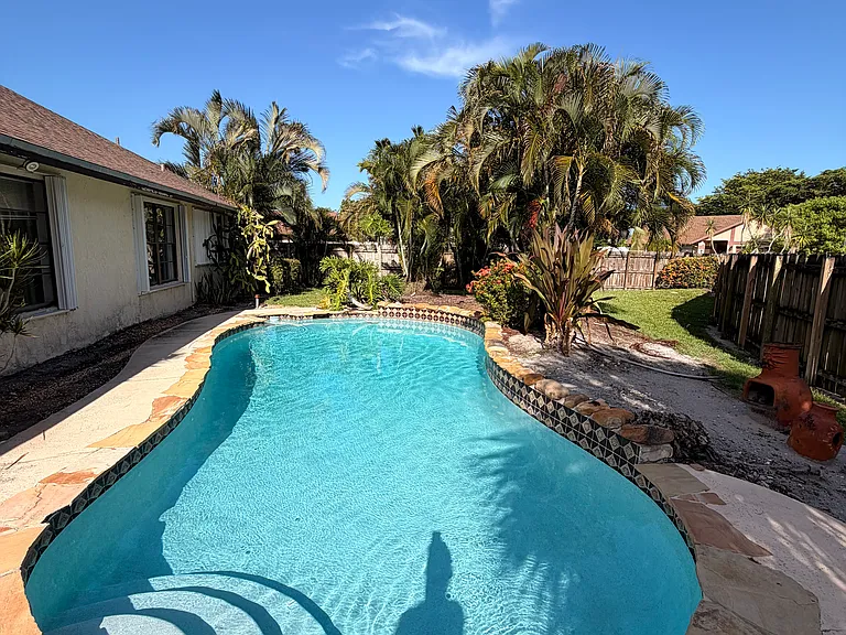 9190 Tivoli Pl — Photo 32