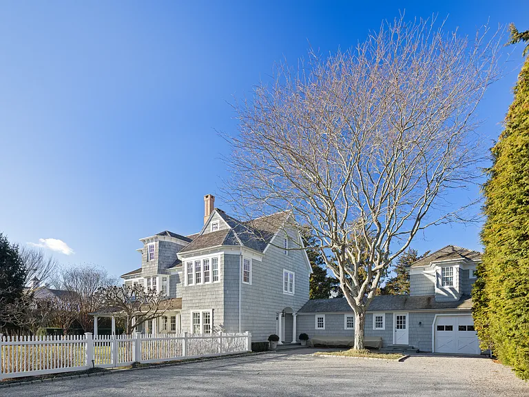 33 Christopher St — Photo 48