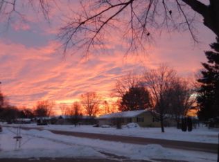 112 Sterling Dr, Oregon, WI 53575