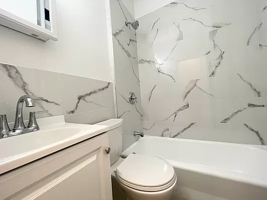 Rented by Douglas Elliman | media 21